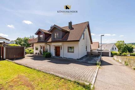 ** Auf die Lage kommt es an: Familienfreundliche Doppel-HH mit ELW, Balkon und 3 Parkplätzen **
