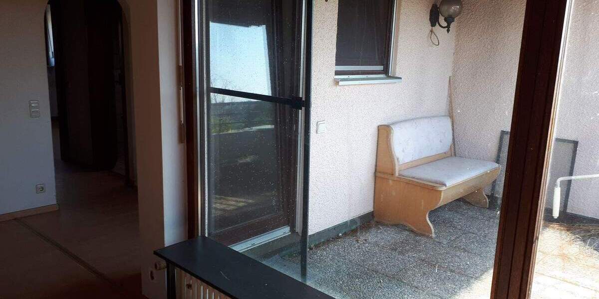 Gemütliche Dachgeschosswohnung mit Aufzug + Hausmeister 3 zimmer