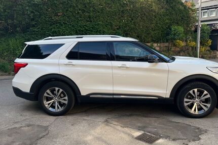 Ford Explorer 65.000 km 43.799 &euro; Stuttgart 70565