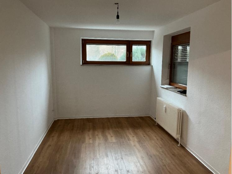 Etagenwohnung Esslingen am Neckar Oberesslingen - 4 Zimmer, 94 m&sup2;, 1.000&euro; | Angebot:24977359
