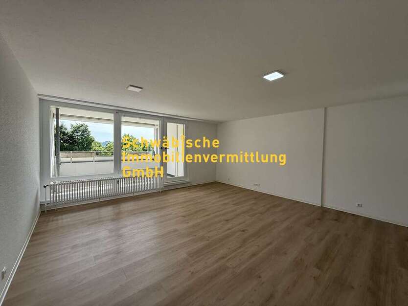 Wohnung zum Kaufen in Stuttgart 320.000 € 77.56 m²