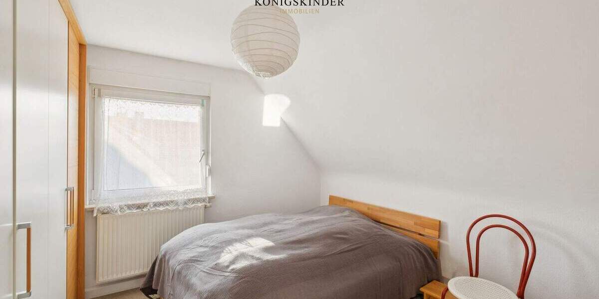 Charmantes 3-Familienhaus in Stuttgart-Weilimdorf - gepflegt, solide vermietet und mit Potenzial 9 zimmer