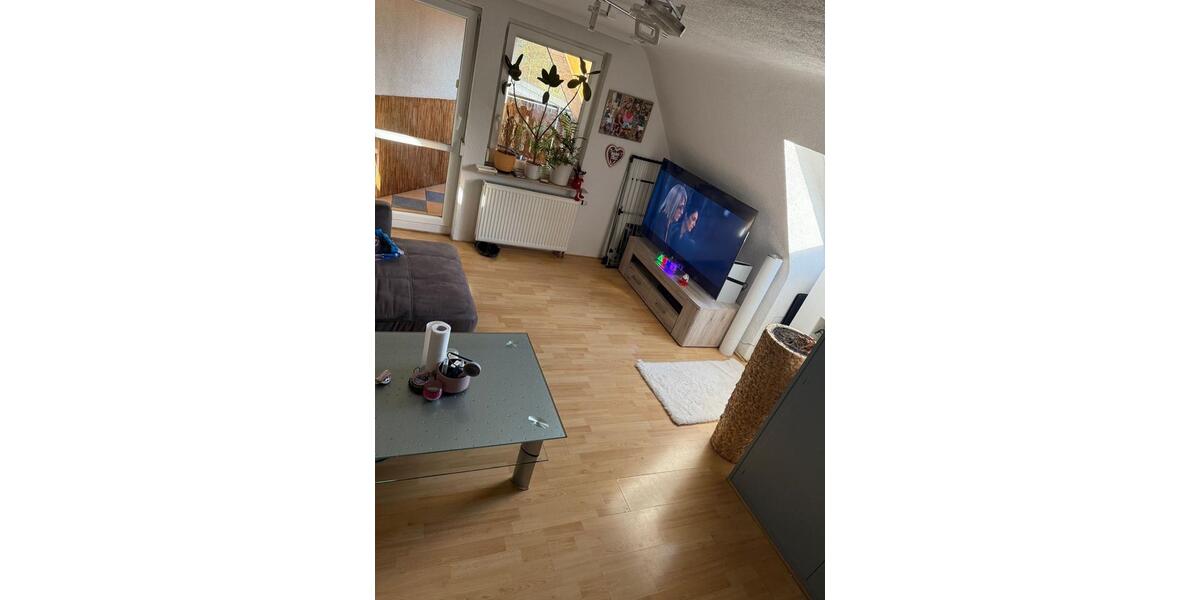 Dachgeschoßwohnung Wendlingen am Neckar - 3 Zimmer, 68 m&sup2;, 900&euro; | Angebot:26200095