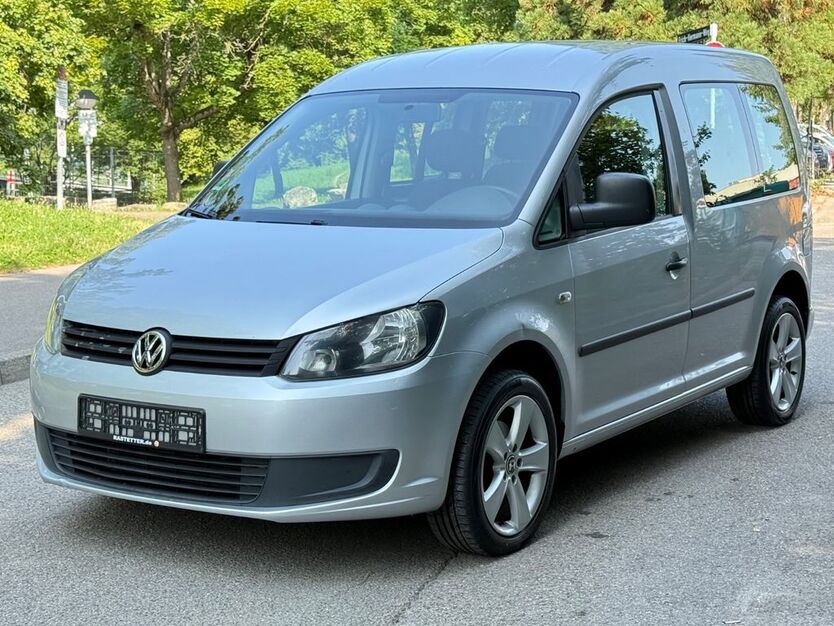 VW Caddy 187.000 km 6.689 € Stuttgart 70469