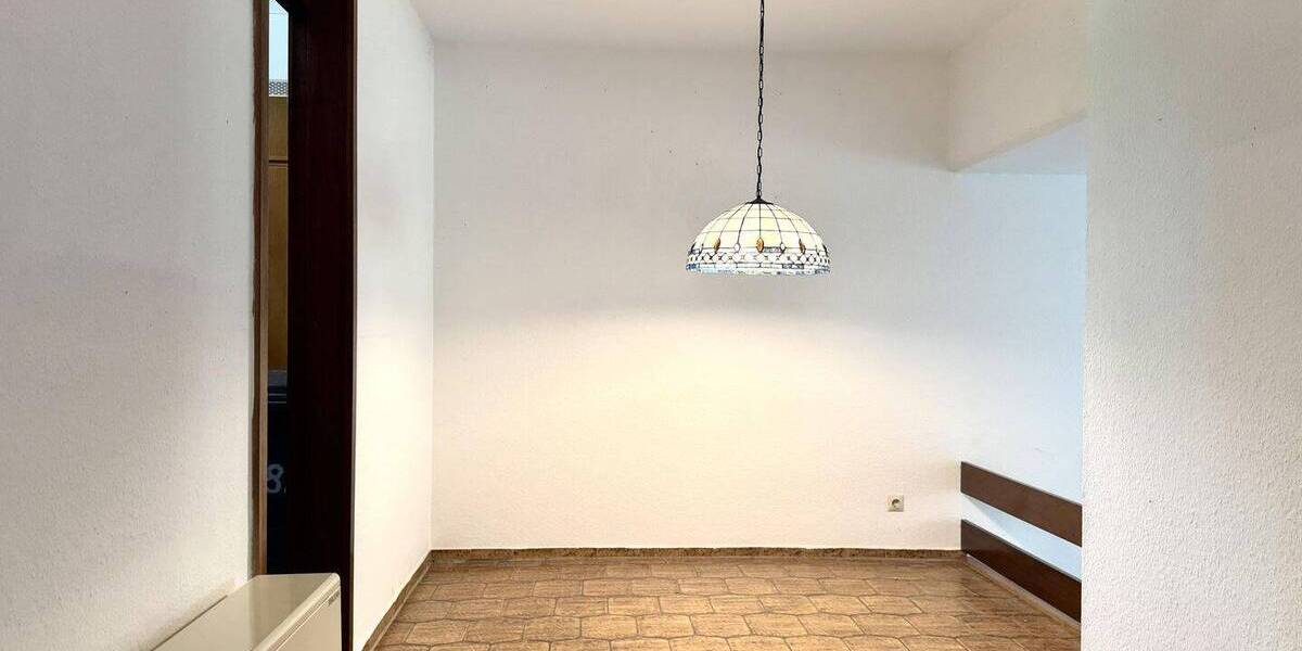 Reihenmittelhaus Sindelfingen Nord - 4 Zimmer, 100 m&sup2;, 499.000&euro; | Angebot:26411407