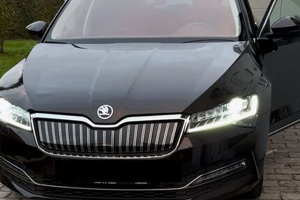 Skoda Superb 134.000 km 22.900 &euro; Dettingen/Teck 73265