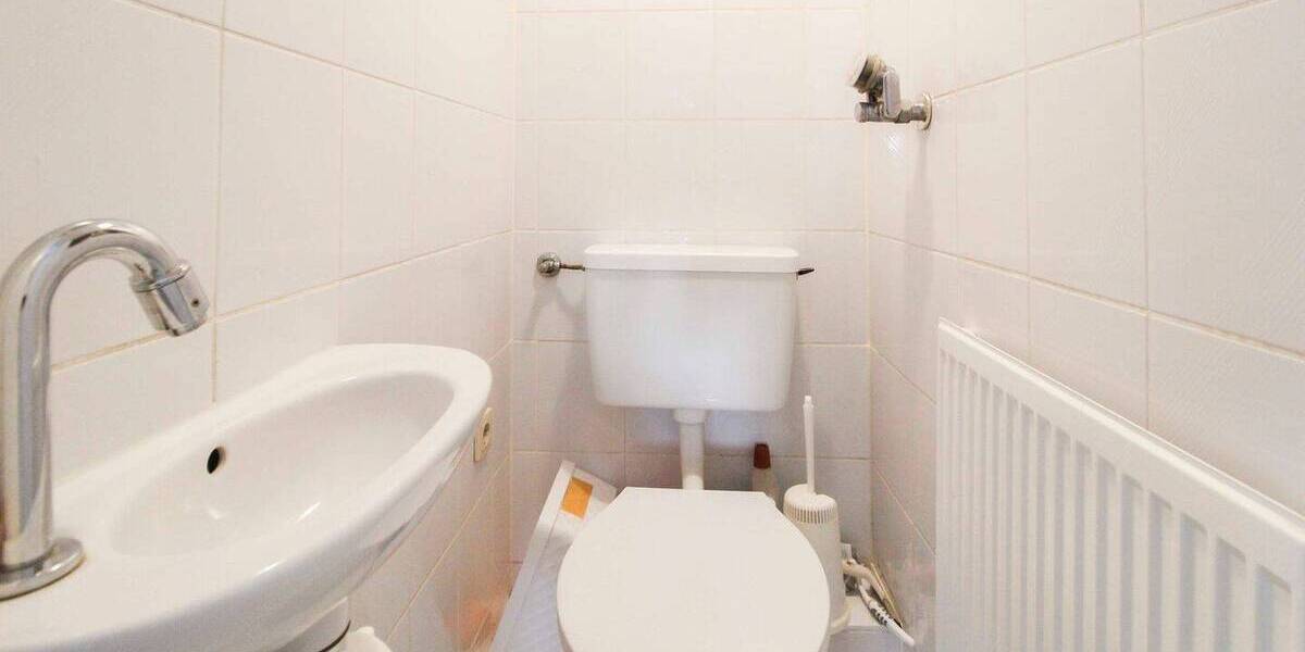 Doppelhaushälfte Stuttgart Weilimdorf - 7 Zimmer, 170 m&sup2;, 399.000&euro; | Angebot:26752527