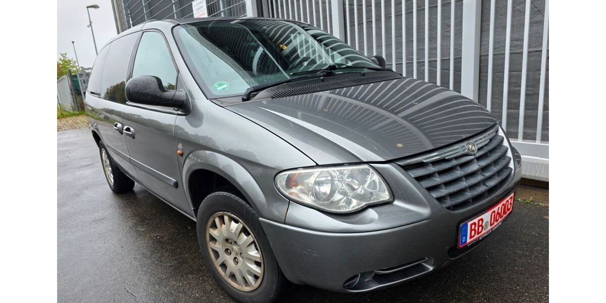 Chrysler Grand Voyager 188.000 km 3.300 € Holzgerlingen 71088