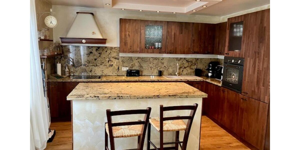 Maisonettenwohnung Metzingen - 5 Zimmer, 152 m&sup2;, 1.750&euro; | Angebot:24142093