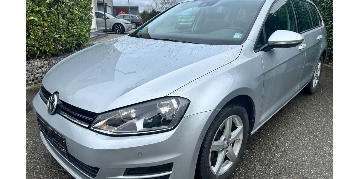 VW Golf 130.000 km 8.990 &euro; Freiberg am Neckar 71691