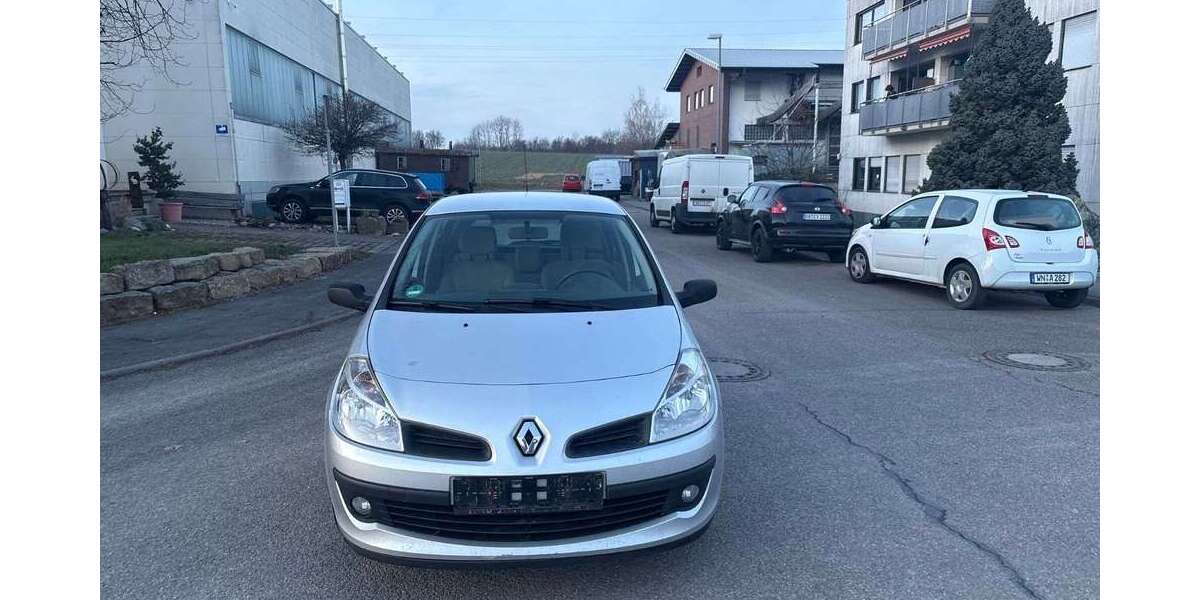 Renault Clio 148.552 km 1.499 &euro; Weil Im Schoenbuch 71093