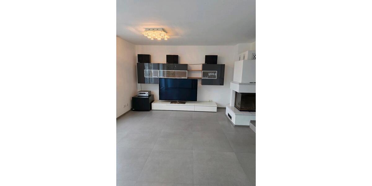 Doppelhaushälfte Weinstadt - 8 Zimmer, 220 m&sup2;, 1.490.000&euro; | Angebot:26232326