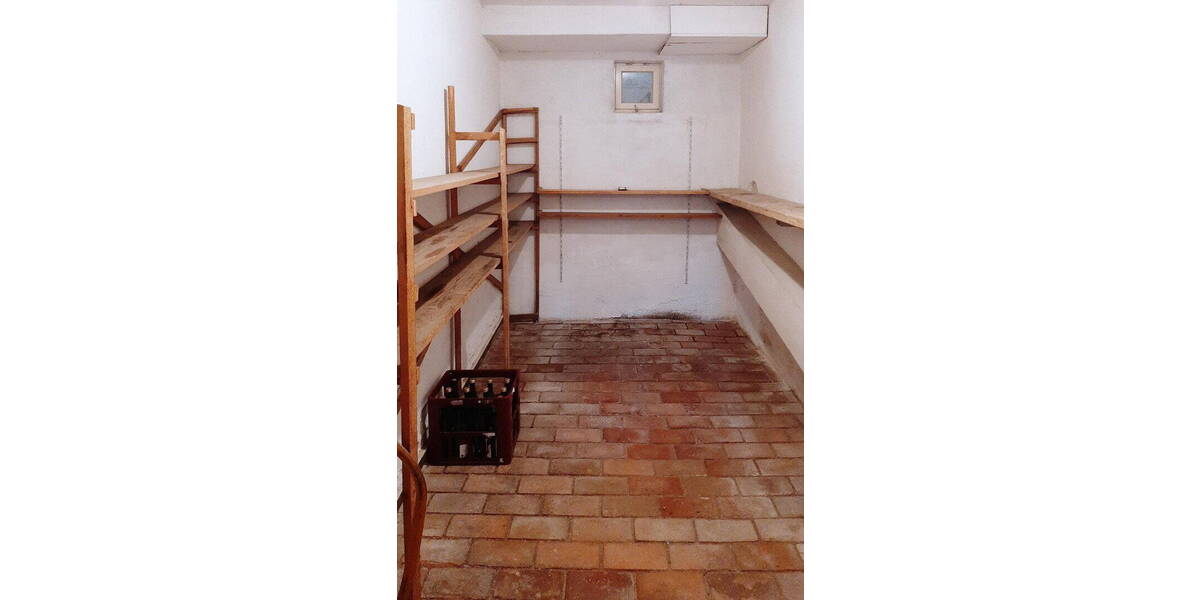 Reihenmittelhaus Ditzingen - 7 Zimmer, 162 m&sup2;, 540.000&euro; | Angebot:26477778