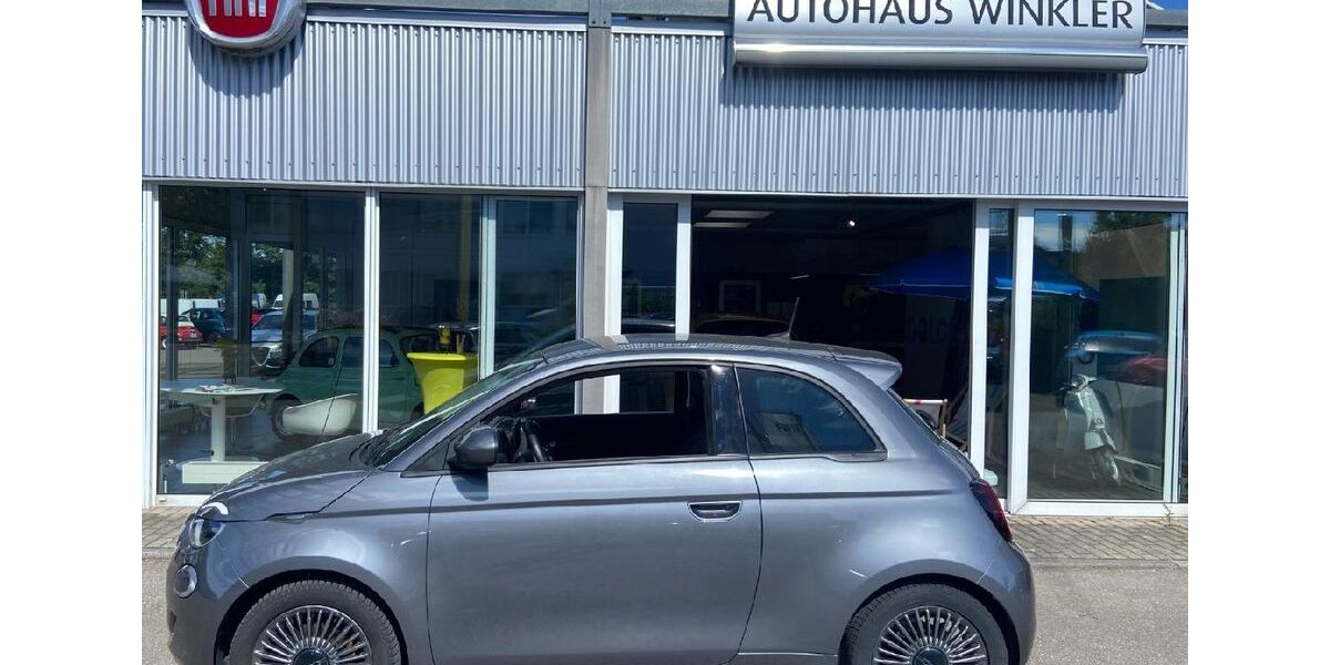 Fiat 500e 47.700 km 16.990 &euro; Asperg 71679