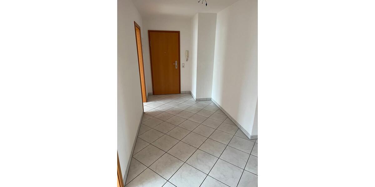 Etagenwohnung Markgröningen - 3.5 Zimmer, 80 m&sup2;, 1.200&euro; | Angebot:26256442
