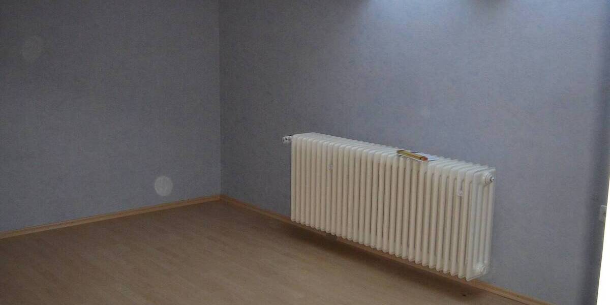 Mehrfamilienhaus, Wohnhaus Backnang Taus - 8 Zimmer, 190 m&sup2;, 400.000&euro; | Angebot:26450578