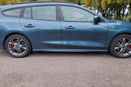 Ford Focus 24.200 km 18.500 € Remshalden 73630