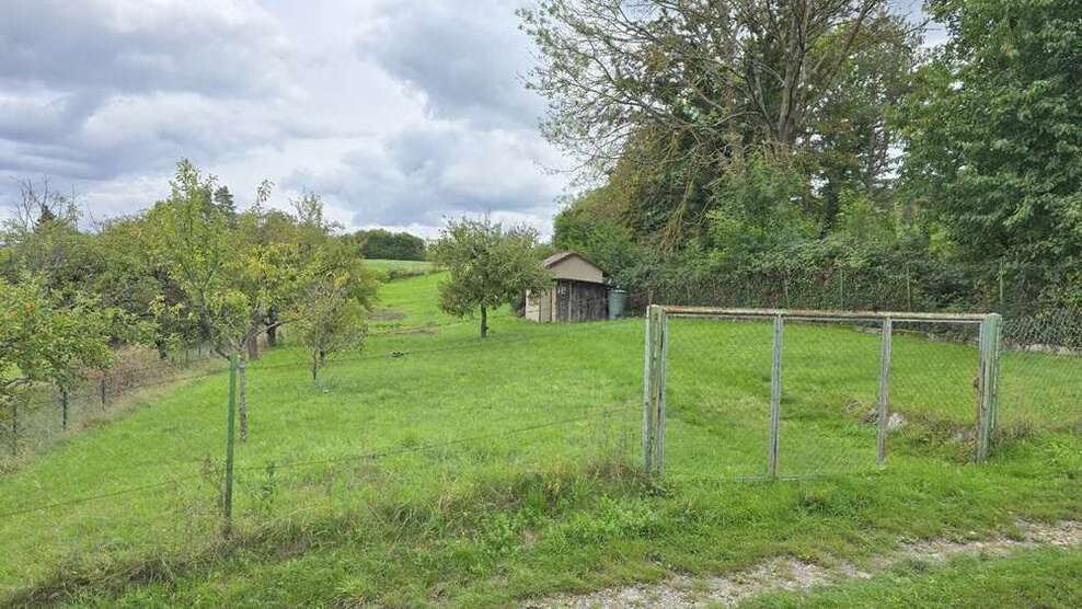 Grundstück zu verkaufen in Leonberg 59.000 € 1568 m²