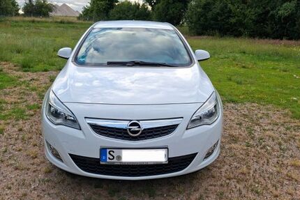 Opel Astra 160.700 km 6.999 &euro; Stuttgart 70435