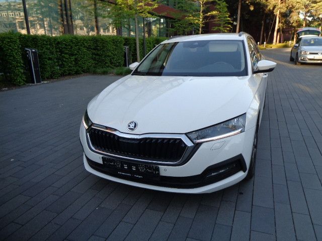 Skoda Octavia 178.000 km 16.490 € Stuttgart 70469