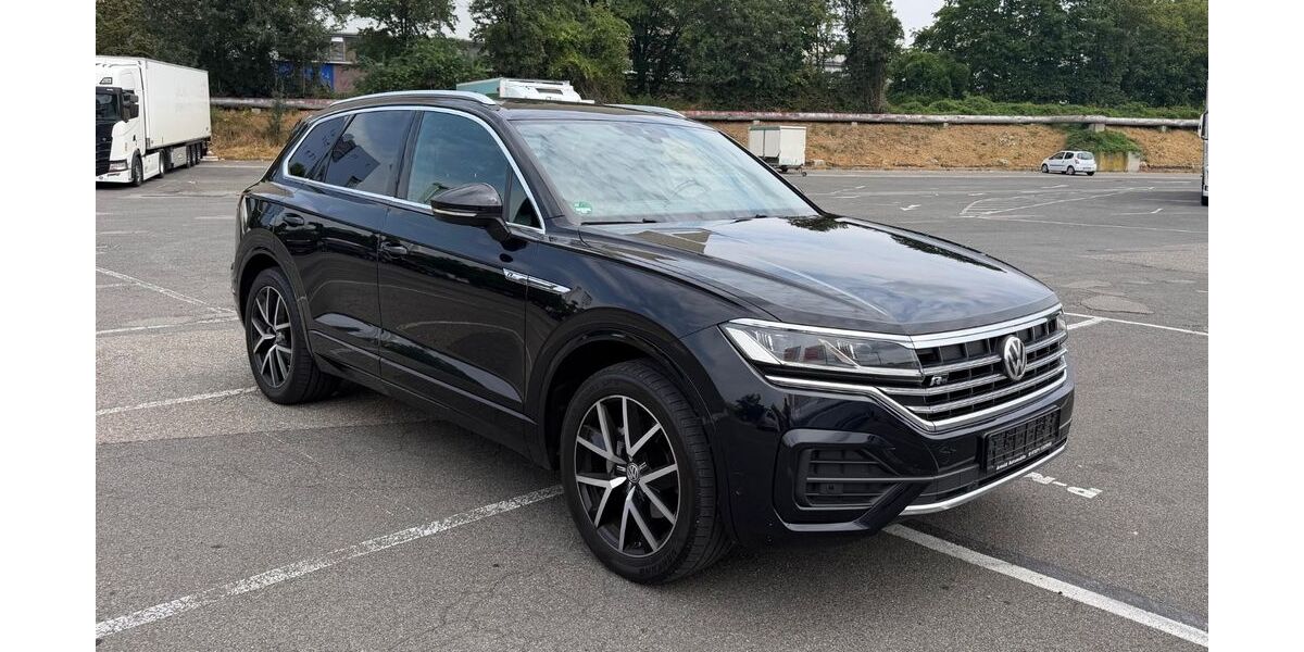 VW Touareg 195.000 km 31.190 &euro; Stuttgart 70374