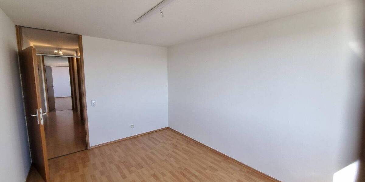 Etagenwohnung Kornwestheim - 3 Zimmer, 84 m&sup2;, 336.000&euro; | Angebot:26343978