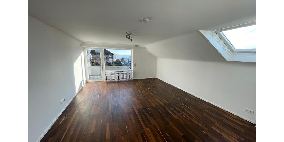 Etagenwohnung Esslingen am Neckar Hegensberg - 3 Zimmer, 79 m&sup2;, 1.100&euro; | Angebot:25137034