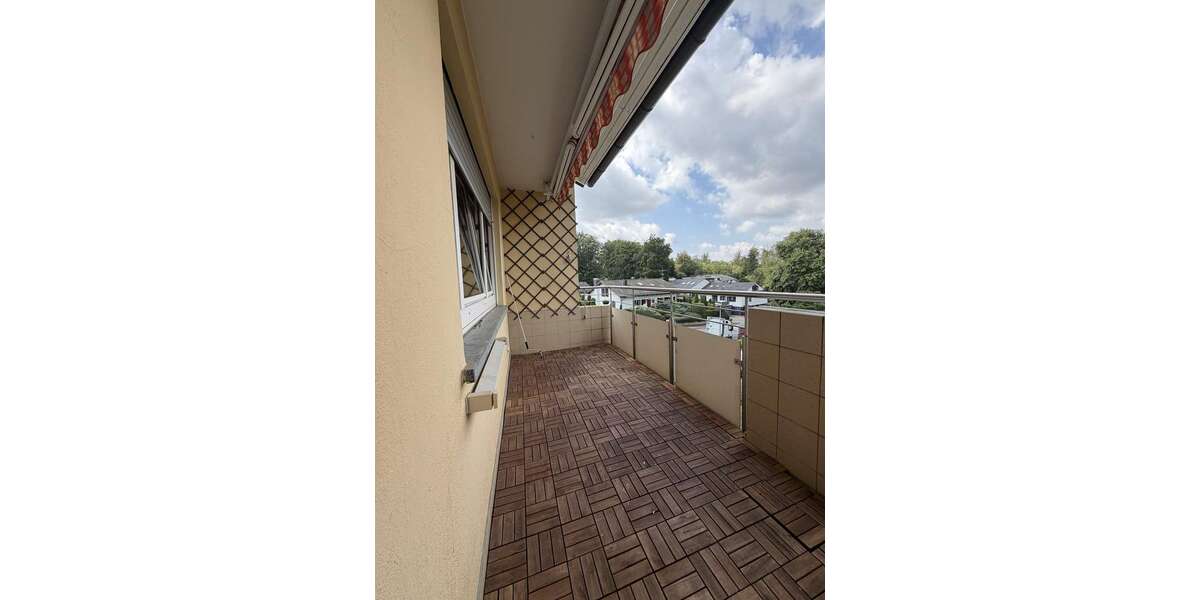 Etagenwohnung Böblingen - 3 Zimmer, 70 m&sup2;, 1.050&euro; | Angebot:27033162