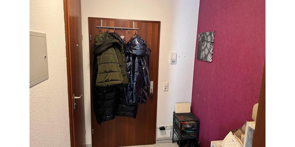 Privatverkauf: Gepflegte 2,5-Zi.-Whg. mit großem Sonnenbalkon +TG 2.5 zimmer