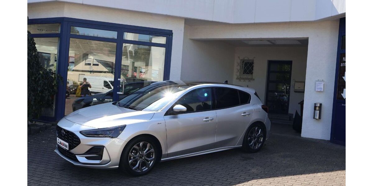 Ford Focus 8.750 km 25.750 &euro; Besigheim 74354