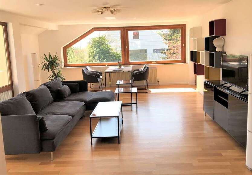 Wohnung zum Mieten in Stuttgart 1.900 € 90 m²