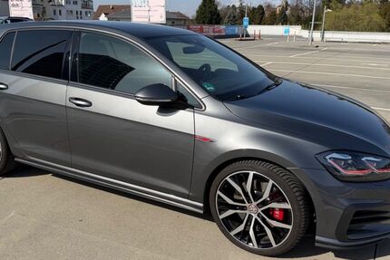 VW Golf 49.950 km 25.900 &euro; Kirchentellinsfurt 72138
