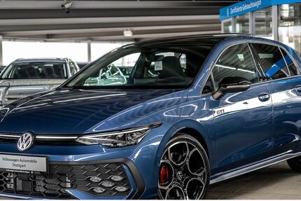 VW Golf 3.126 km 38.330 &euro; Stuttgart-Wangen 70188