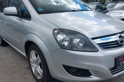 Opel Zafira 237.638 km 3.999 &euro; Fellbach 70736