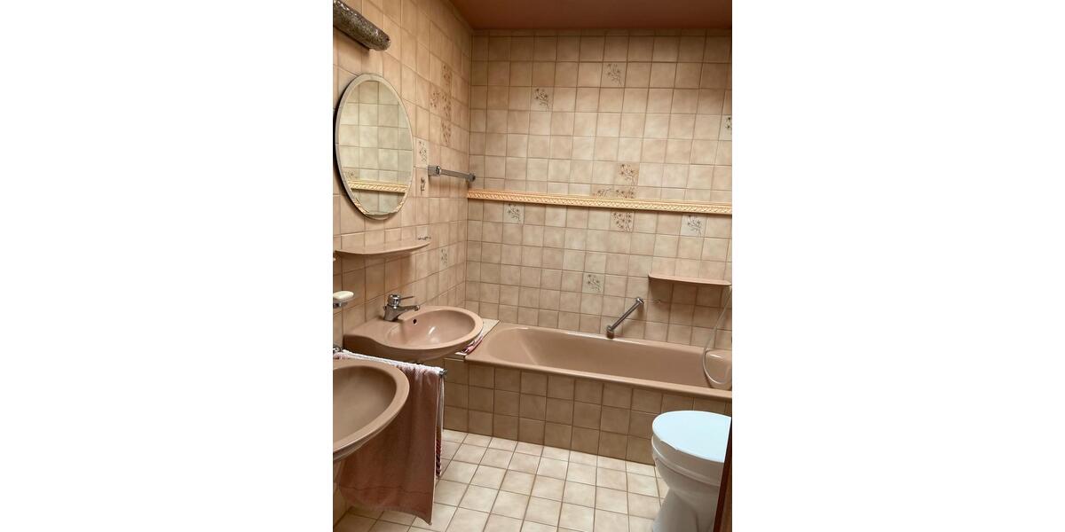 Etagenwohnung Leinfelden-Echterdingen Echterdingen - 5 Zimmer, 104 m&sup2;, 449.000&euro; | Angebot:24850740