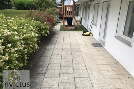 Wohnen und entspannen: 4-Zimmer-Wohnung mit Garten, XL-Terrasse und GarageStellplatz