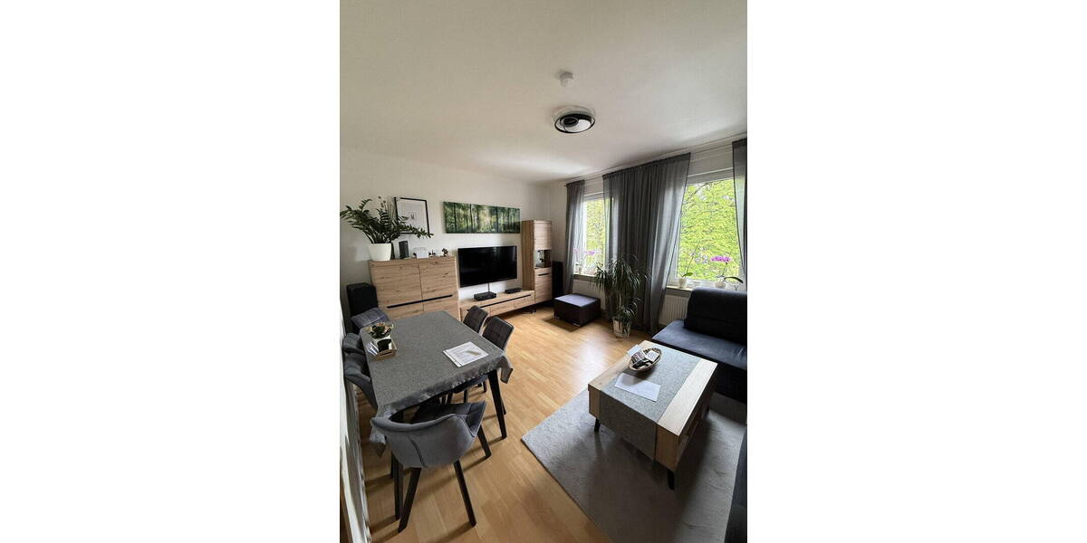 Etagenwohnung Stuttgart-Untertürheim Untertürkheim - 3 Zimmer, 65 m&sup2;, 900&euro; | Angebot:26932109