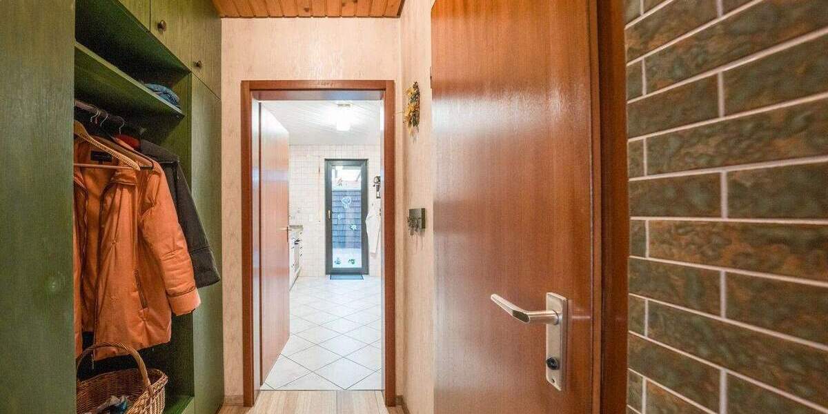 Bungalow Kernen im Remstal Rommelshausen - 4 Zimmer, 131 m&sup2;, 639.000&euro; | Angebot:25155447