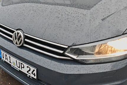 VW Touran 121.582 km 19.140 € Remseck 71686