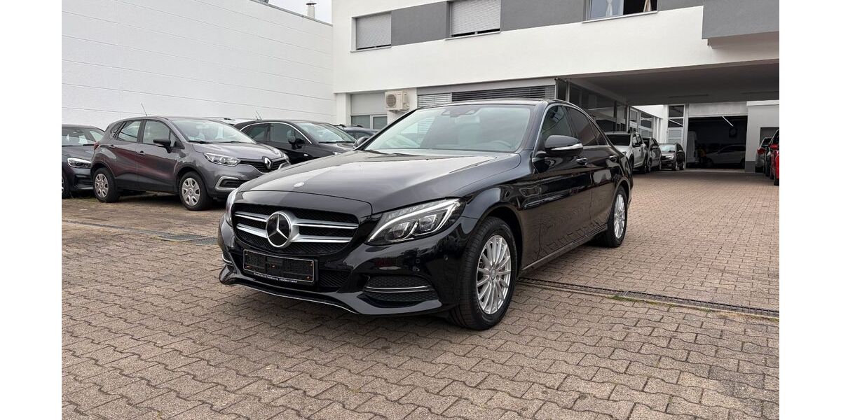 Mercedes-Benz C 250 125.360 km 17.995 &euro; Stuttgart 70597