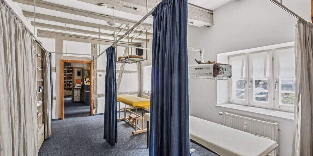 Gewerbeobjekt Ludwigsburg Oßweil - 3 Zimmer, 100 m&sup2;, 299.000&euro; | Angebot:25777877