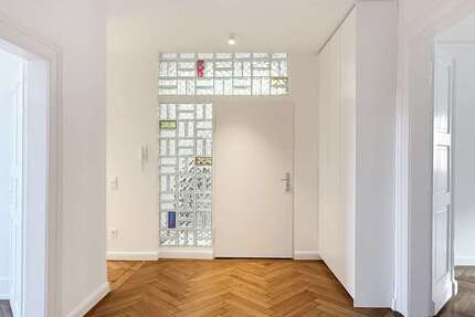 Wohnung Stuttgart Stuttgart-Süd - 5 Zimmer, 140 m&sup2;, 2.450&euro; | Angebot:25099548