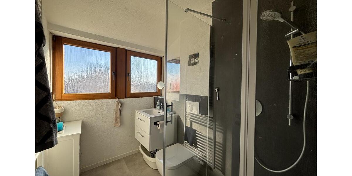 Dachgeschoßwohnung Pleidelsheim - 3 Zimmer, 65 m&sup2;, 840&euro; | Angebot:26477080
