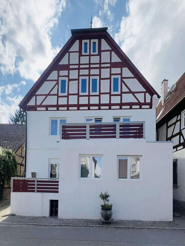 Wohnung zum Kaufen in Mühlhausen 315.000 € 136.43 m²