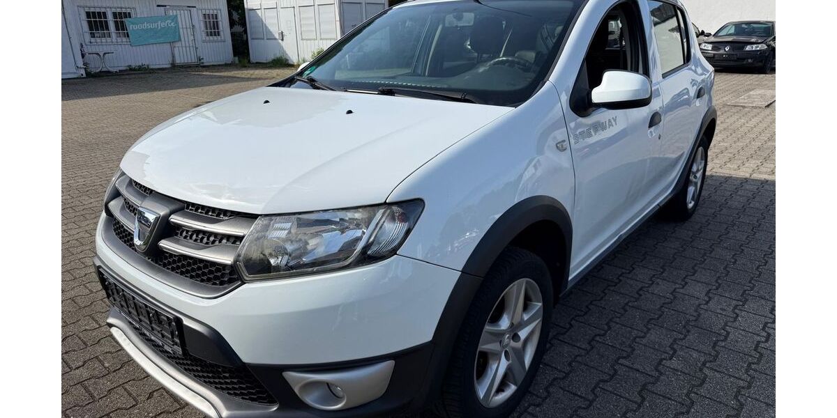 Dacia Sandero 137.000 km 4.599 &euro; Stuttgart 70437