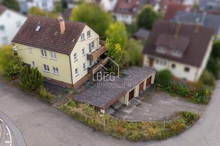 Großzügiges Zweifamilienhaus mit Garten, Garagen und viel Gestaltungspotenzial 6 zimmer