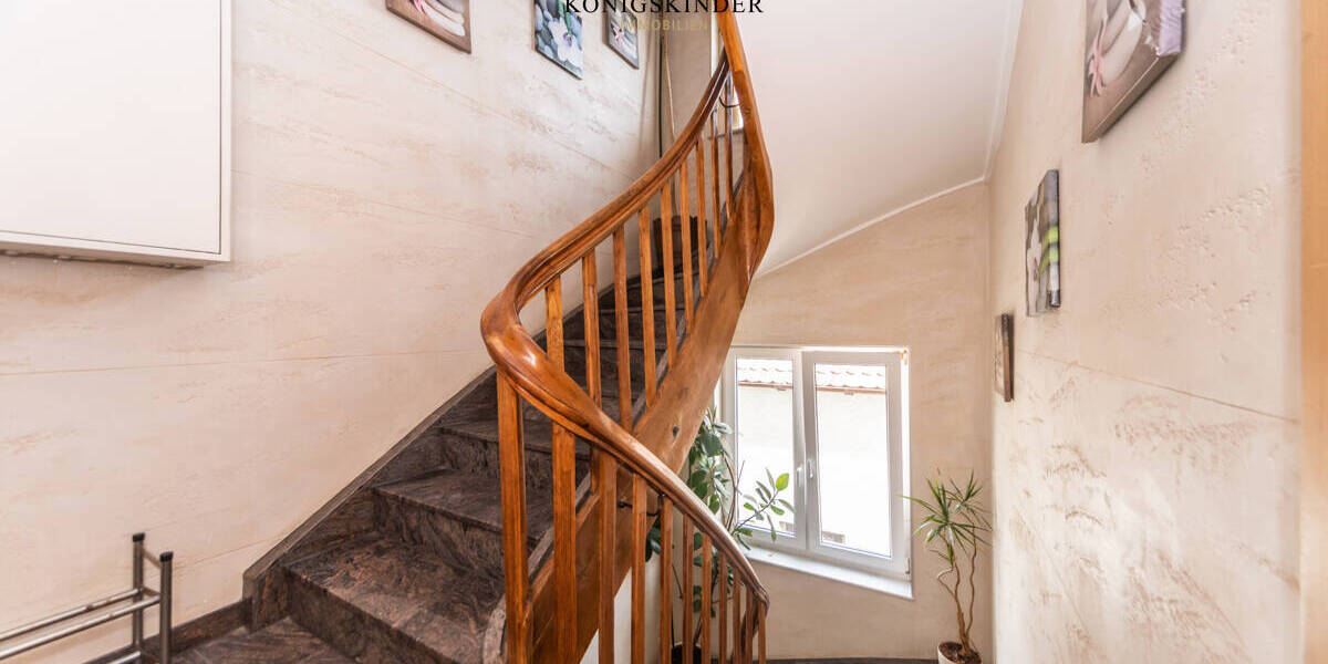 Mehrfamilienhaus, Wohnhaus Stuttgart / Zuffenhausen Zuffenhausen - 1 Zimmer, 330 m&sup2;, 1.299.000&euro; | Angebot:19616452