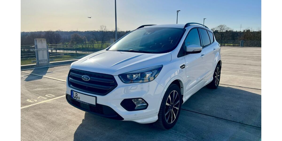 Ford Kuga 56.500 km 16.200 &euro; Bietigheim-Bissingen 74321