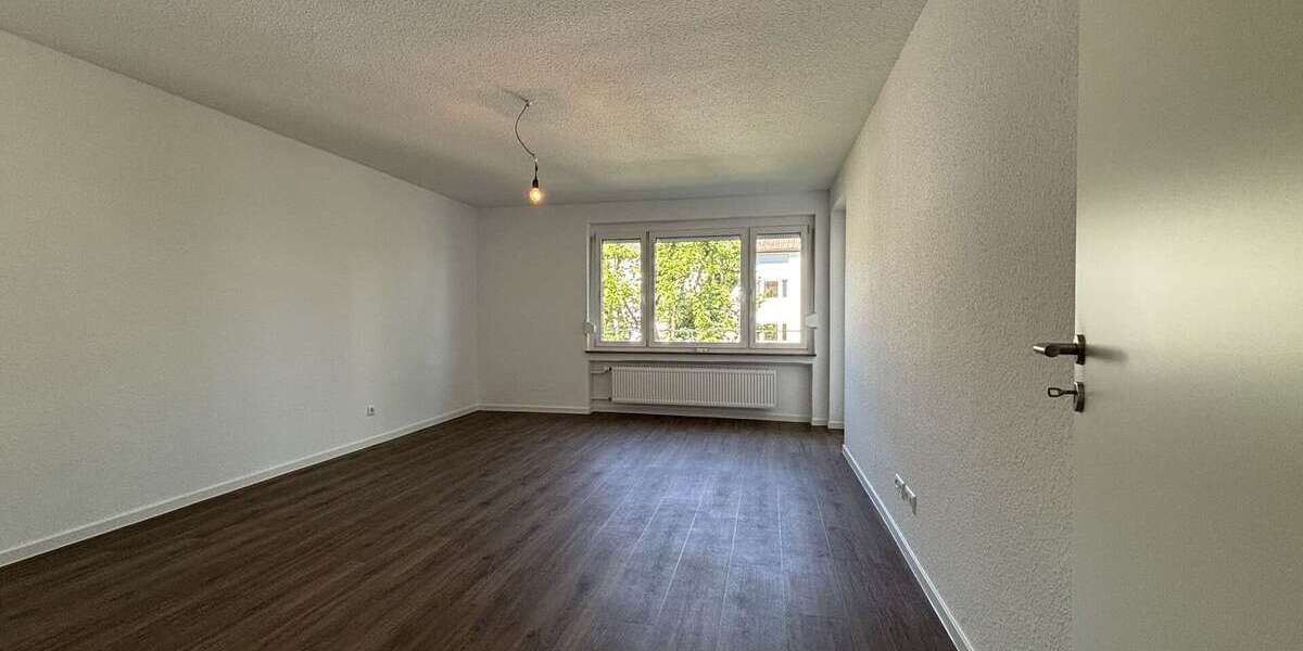 Etagenwohnung Ludwigsburg / Eglosheim Eglosheim - 4 Zimmer, 89 m&sup2;, 1.340&euro; | Angebot:26907928