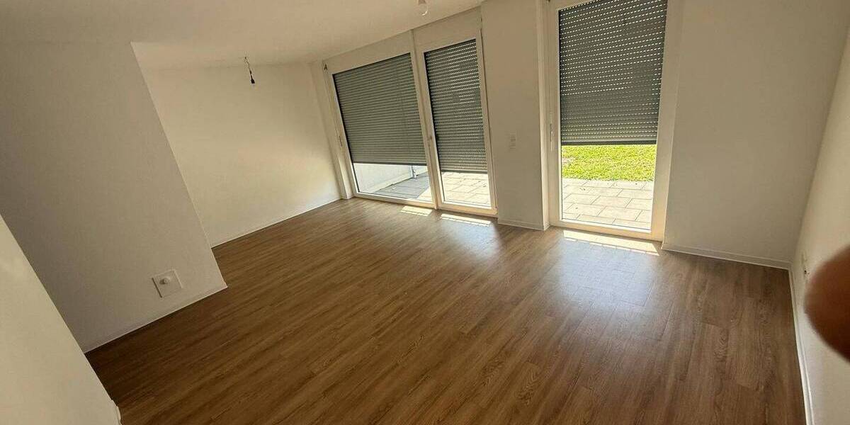 Etagenwohnung Esslingen am Neckar Weil - 3 Zimmer, 80 m&sup2;, 1.375&euro; | Angebot:26189583